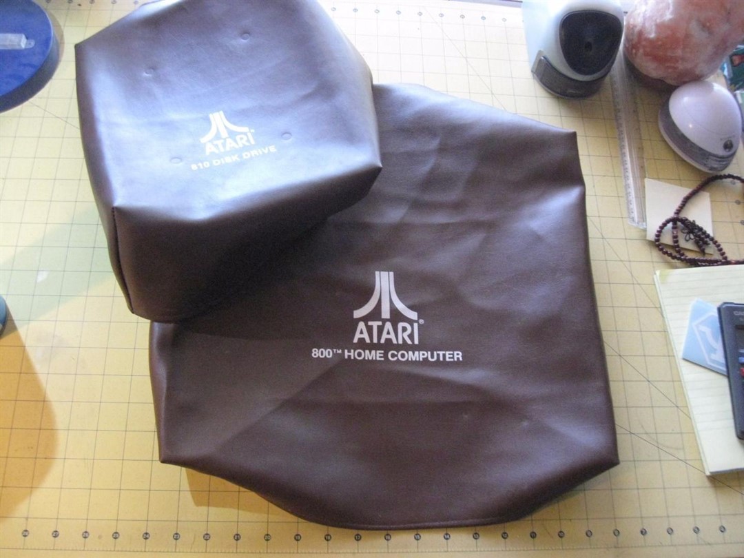 Dust cover ATARI 800 (1080 x 810).jpg
